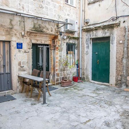Historical Old City Paradise Apartment ดูบรอฟนิก ภายนอก รูปภาพ