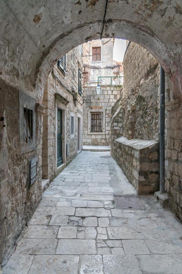 Historical Old City Paradise Apartment ดูบรอฟนิก ภายนอก รูปภาพ